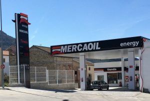 Nueva estacion de servicio en Estepa, realizada por Reparbar sl